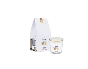 Geurkaars in cadeauverpakking met de tekst je huis is je thuis van 100%LEUK. Een geurkaars in glas met de geur apple tart. Geef cadeau voor een nieuwe woning of als housewarmingcadeau!